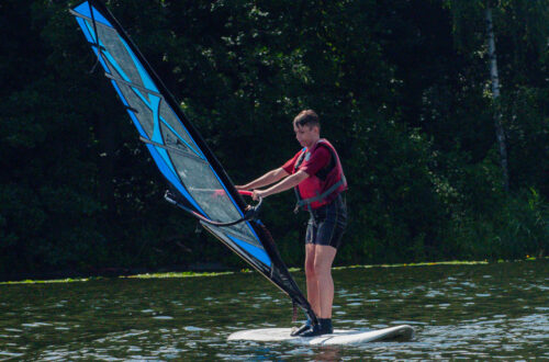 windsurfing